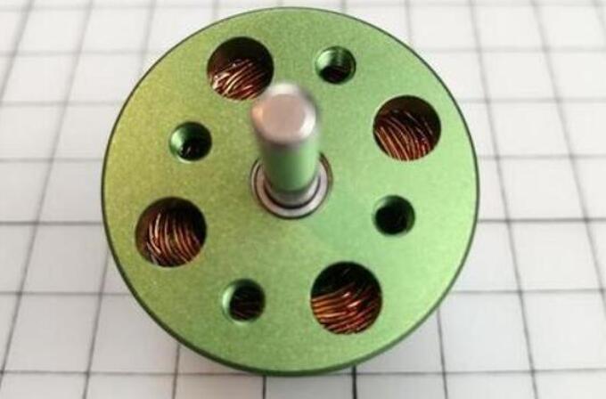 變器到電機電纜長度，變器與電機之間的電纜布線長度如何選擇
